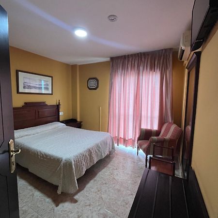 Hotel La Barca Lepe Bagian luar foto